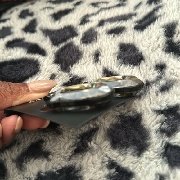 (SOLD)COACH Earrings - Picture 4 of 5